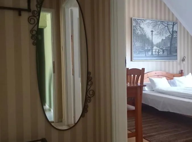 Europa Panzio Couette-café