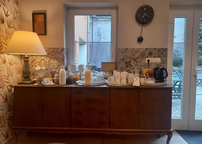 Europa Panzio Couette-café 3*